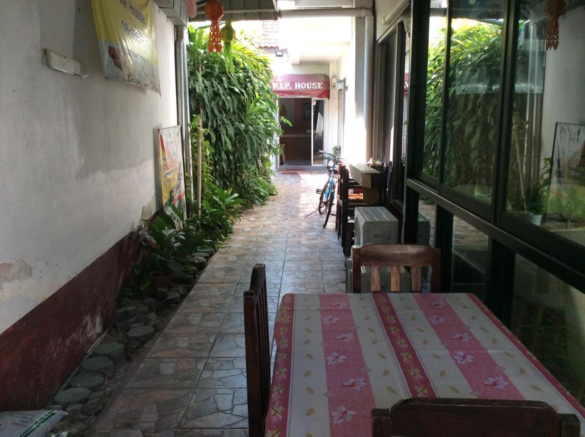 Hotel V.I.P. House Chiang Mai Exterior foto